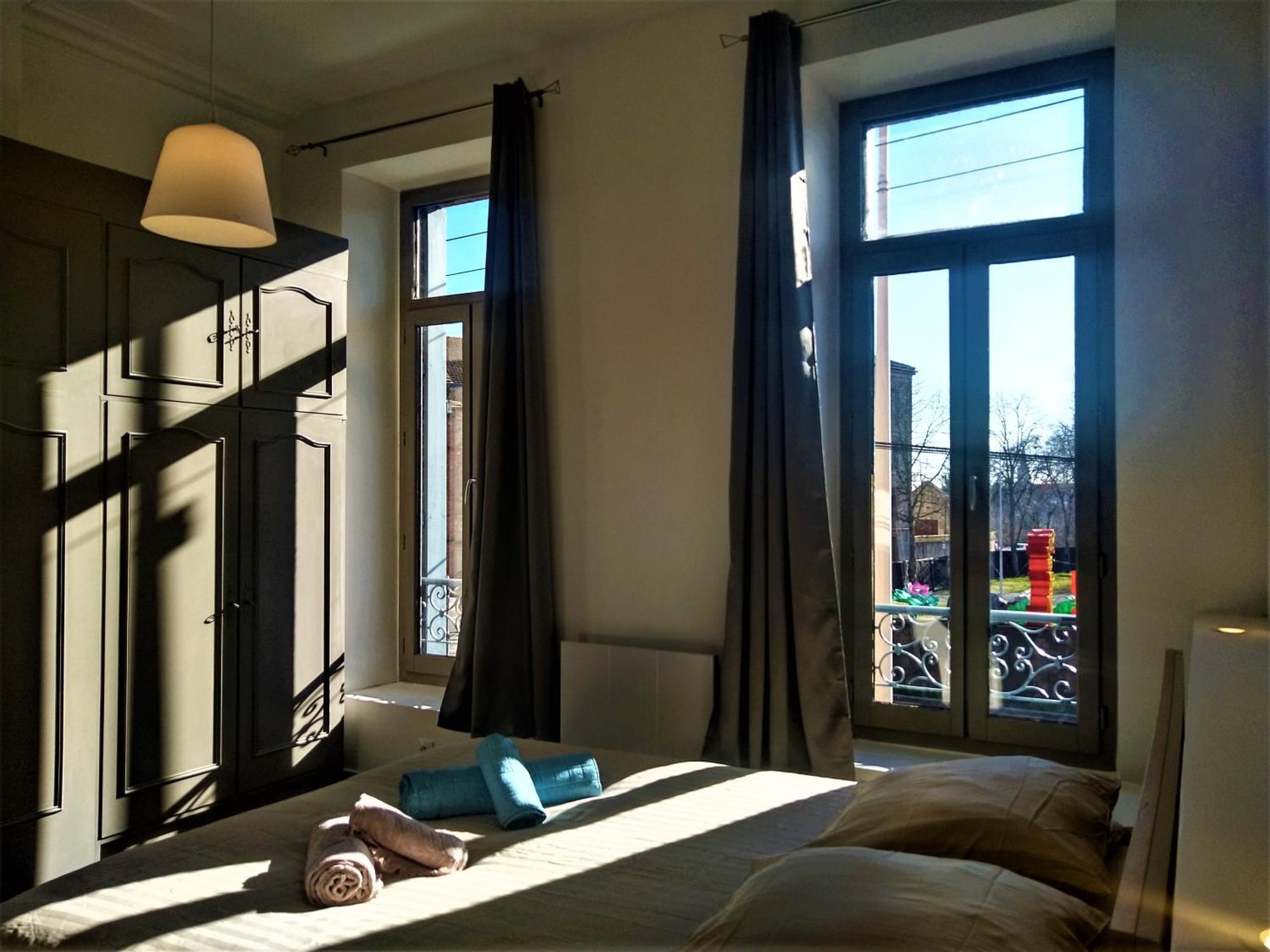 Le Cours Foucault - 3 Appartements - 8 Couchages Μοντωμπάν Εξωτερικό φωτογραφία