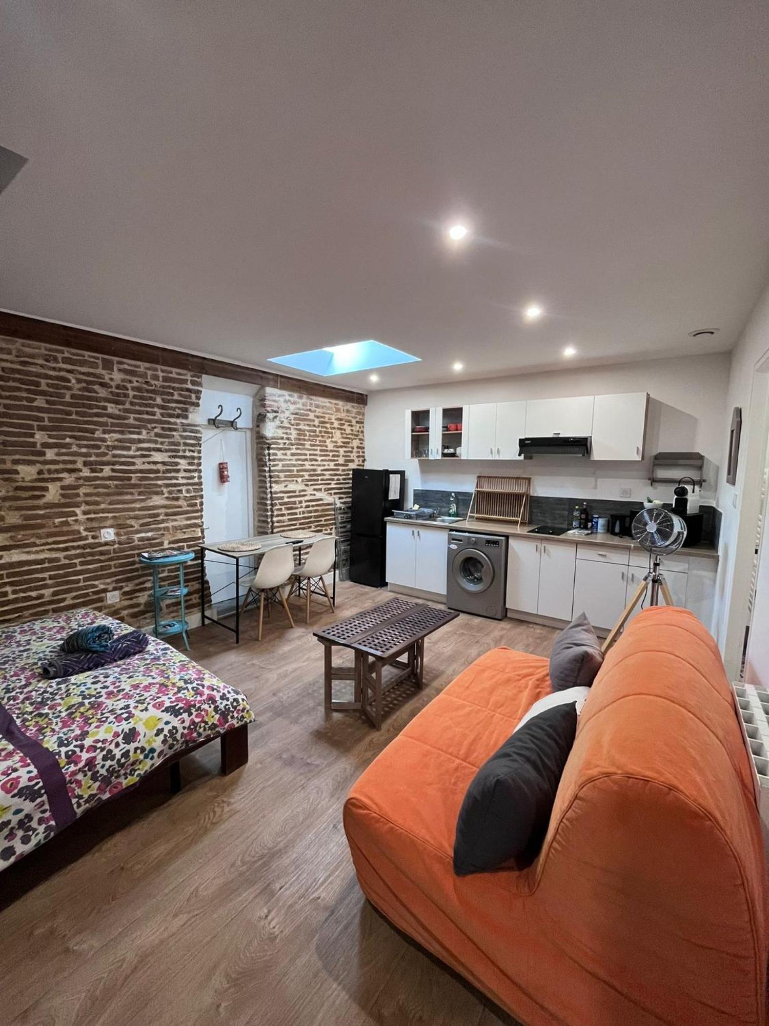 Le Cours Foucault - 3 Appartements - 8 Couchages Μοντωμπάν Εξωτερικό φωτογραφία